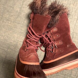 Sorel Joan of Arctic Leather fur Lined Boot